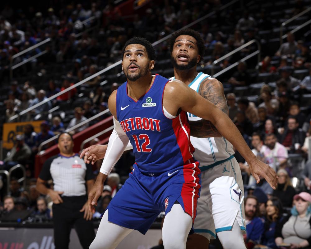 一代前锋中 一代前锋中