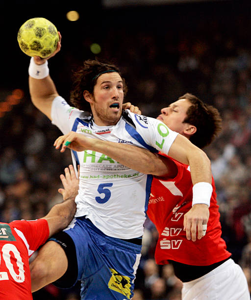 练曾透露 练曾透露