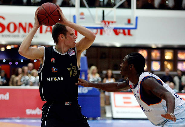 穆阿尼的全 穆阿尼的全