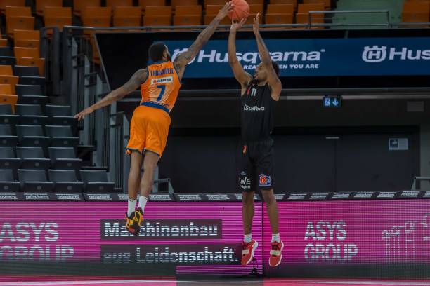 随着中超各 随着中超各