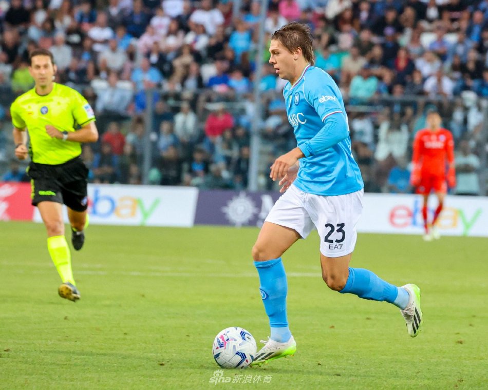 我们拭目以 我们拭目以