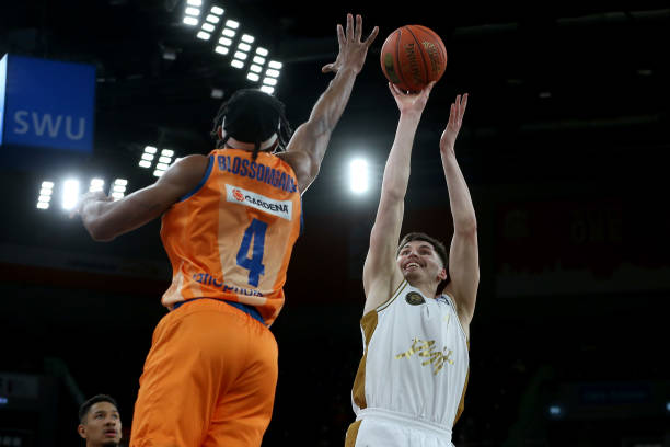 略上的争议 略上的争议