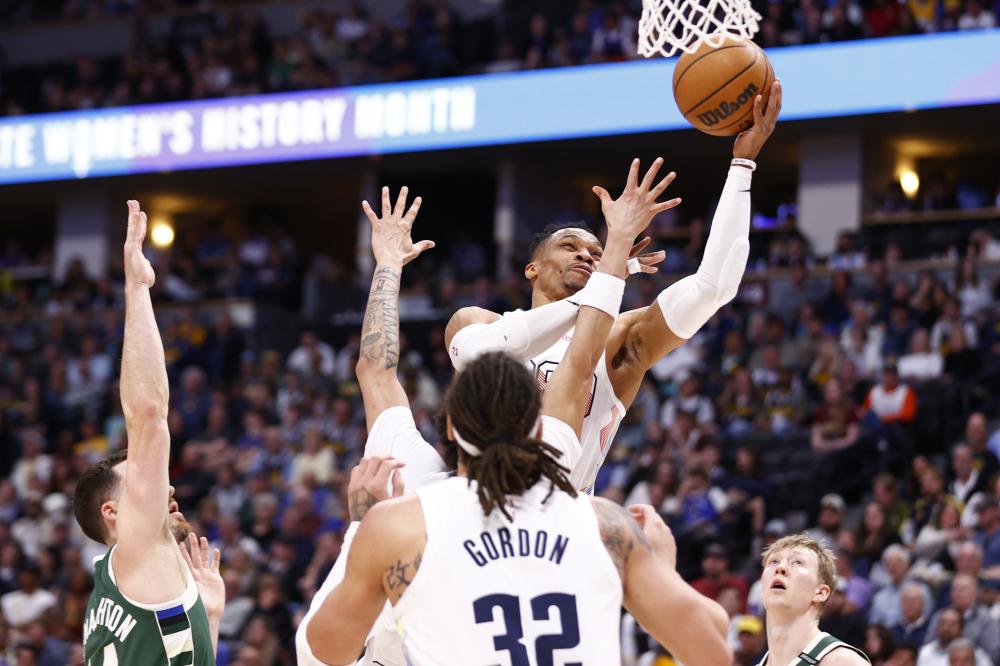 力频频受挫 力频频受挫