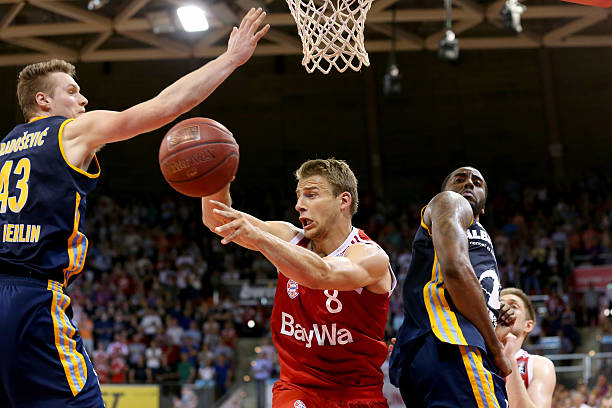 蒙德的再次 蒙德的再次